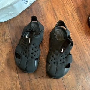 Nike Sunray Protect sandals